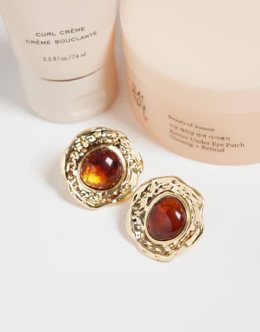 DesignB London textured stud earrings with amber stone-setting in gold, 2 of 4