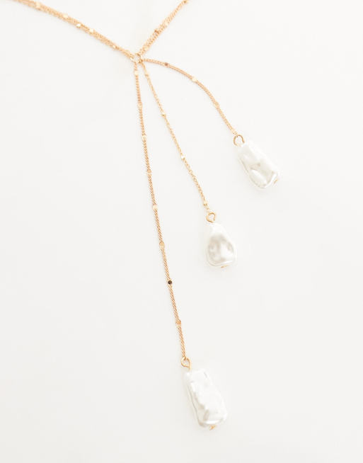 DesignB London triple pearl pendant necklace in gold , 3 of 4