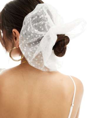 DesignB London tulle hair scrunchie in white