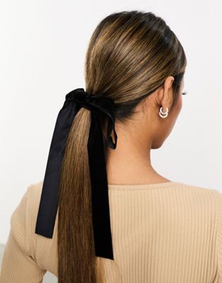DesignB London velvet bow hair tie in black
