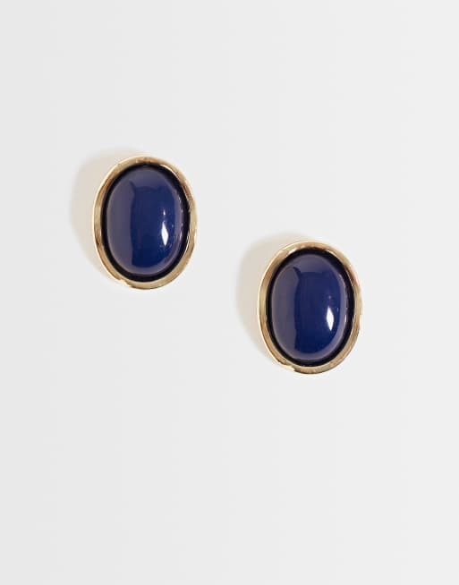 DesignB London vintage style resin stud earrings in navy, 1 of 4