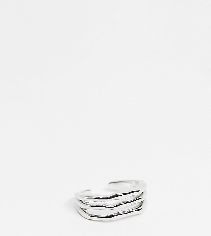 Designb London wave detail ring in silver exclusive to ASOS