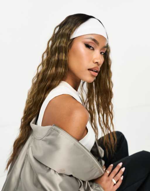 DesignB London wide jersey headband in white, 2 of 4