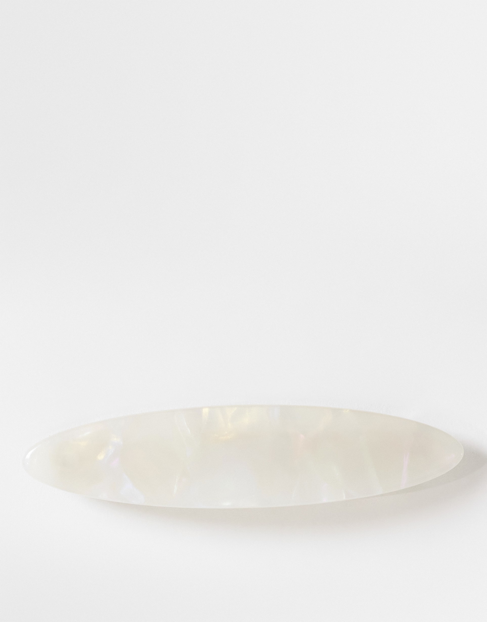 designb resin  barrette hair clip in white