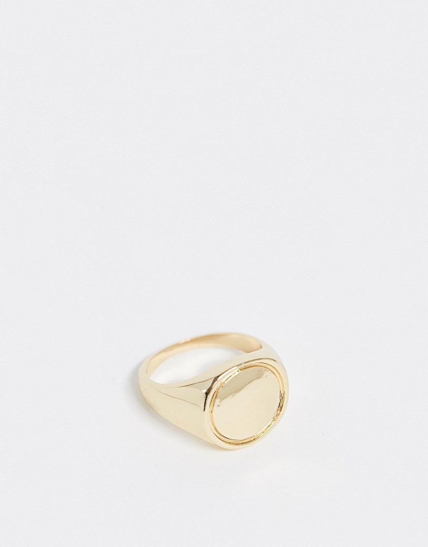 DesignB signet pinky ring in gold