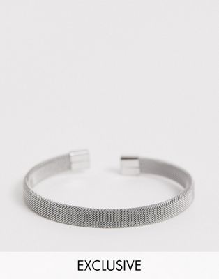 DesignB – Silverfärgat mesh-armband i metall