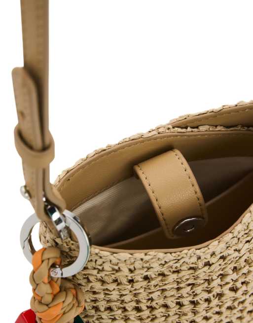 Desigual - Bandolera beis para el móvil con charms de rafia, 2 de 4