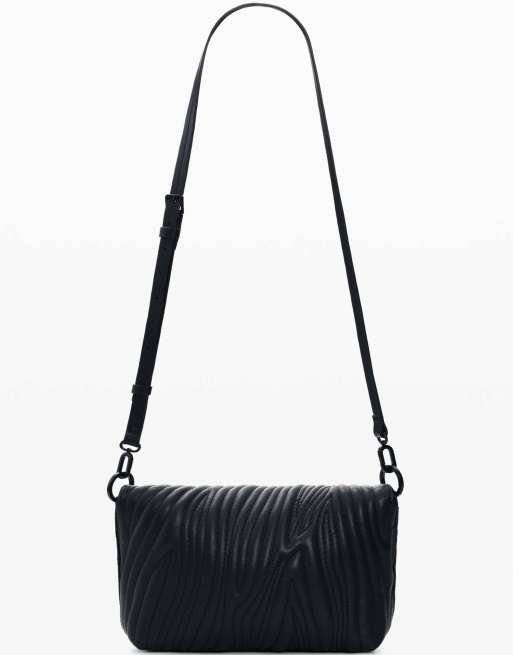 Desigual - Bolso pequeño negro con diseño en relieve, 2 de 4