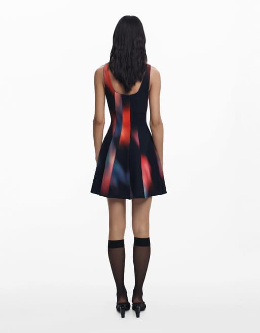 Desigual jurk met panelen in zwart, 2 van 4