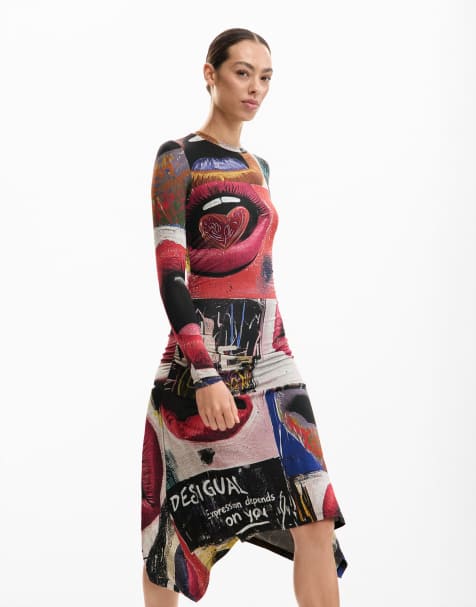 Desigual – Kleid in Schwarz mit Mund-Printmuster - view 1