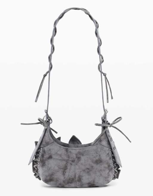 Desigual - Kleine tas met vlinderapplicaties in grijs, 2 van 4