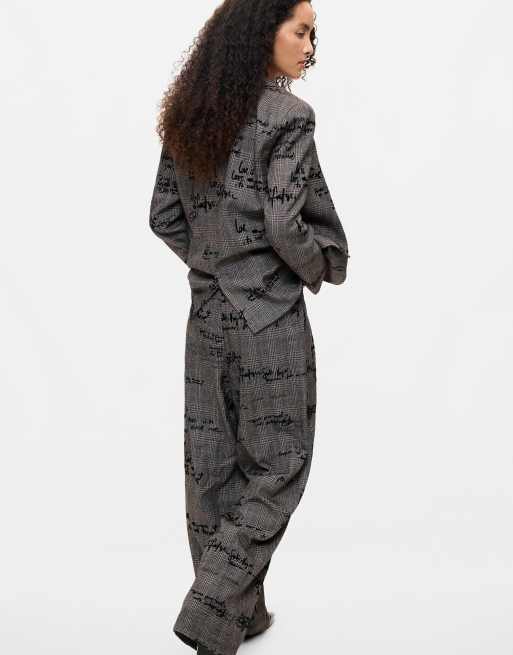 Desigual lange geruite broek in grijs, 2 van 4