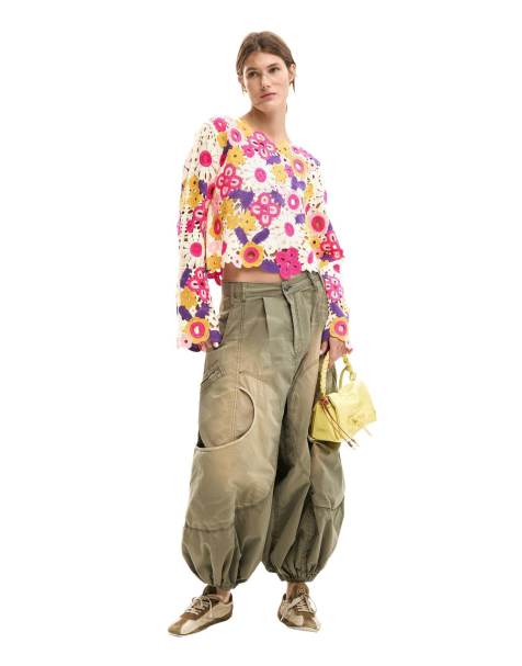 Desigual – Mehrfarbiger Häkelpullover in Weiß - view 1