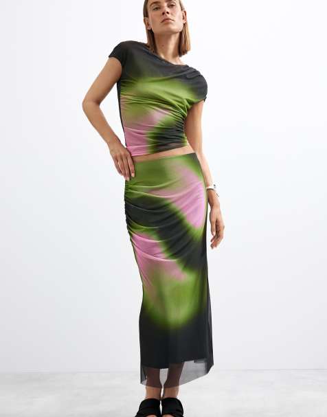 Desigual Pencil knit skirt in black - view 1