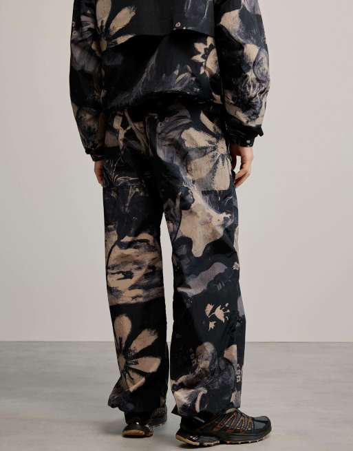 Desigual Printed long trousers in black, 2 of 4