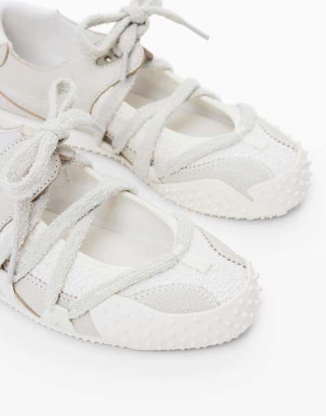 Desigual – Raw – Stoff-Sneaker in Cremeweiß - view 1