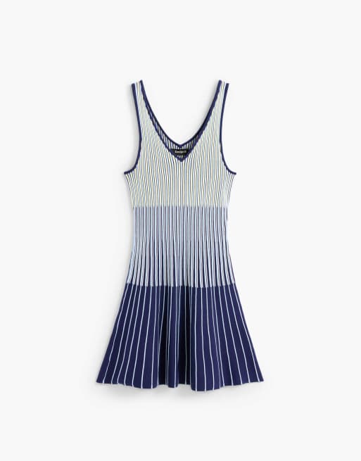 Desigual robe en maille sans manches bleue, 2 de 3
