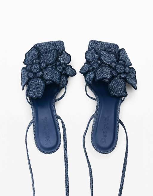 Desigual - Sandalen met bloemenapplicatie in blauw, 3 van 4
