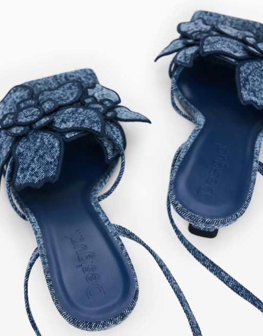 Desigual - Sandali blu con applicazioni floreali, 2 di 4