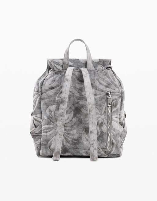 Desigual Small backpack obsidian in black, 2 of 4