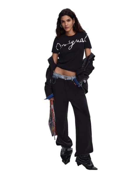 Desigual T-shirt logo in black - view 1