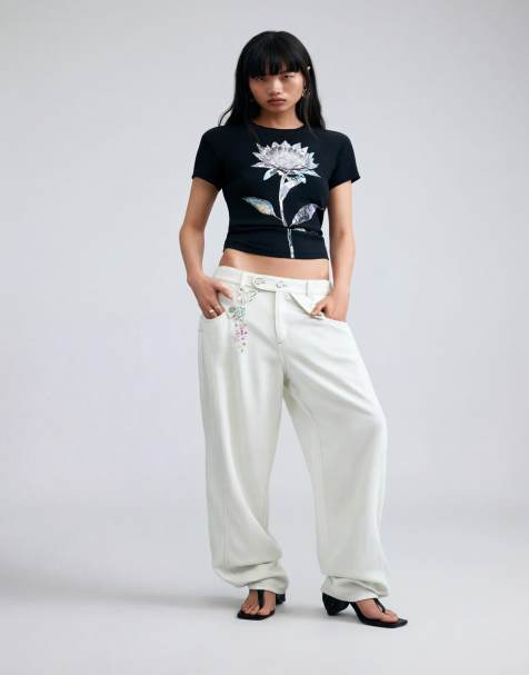 Desigual - T-shirt nera con stampa floreale - view 1