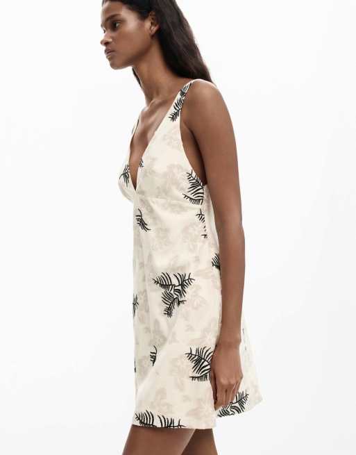 Desigual - Vestido blanco con tirantes bordados y estampado de ramas, 3 de 4
