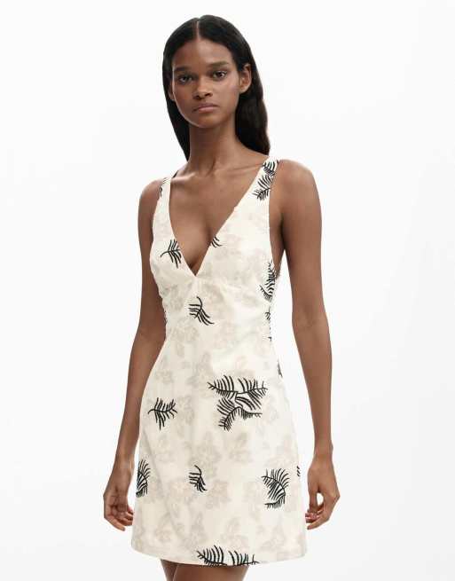 Desigual - Vestido blanco con tirantes bordados y estampado de ramas, 4 de 4