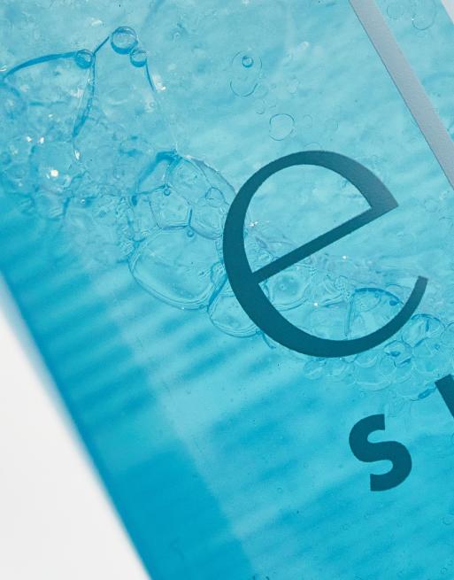 Desmaquillante Holy Hydration! e.l.f. Off de e.l.f. SKIN, 3 de 4