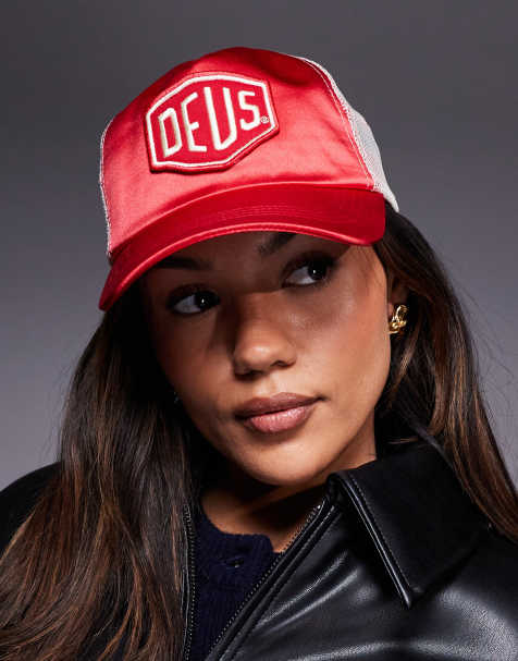 Deus Ex Machina – Paris – Czerwona czapka trucker z naszywką - view 1