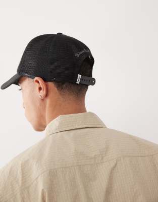 Deus Ex Machina Pill Trucker Cap In Black