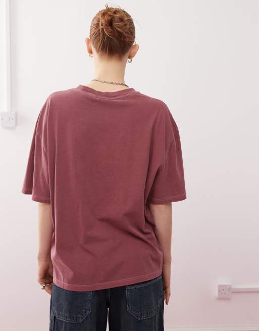 Deus Ex Machina x ASOS – Exklusivt – Röd t-shirt med logga, 4 av 4