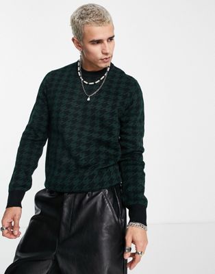 Devil's Advocate crew neck dogtooth jumper in green