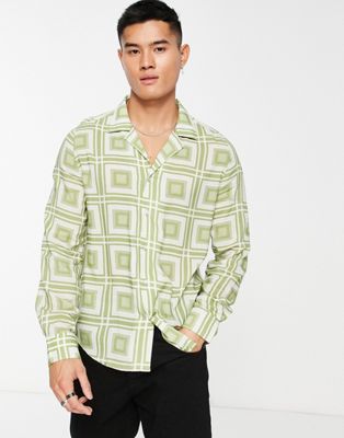 long sleeve revere collar shirt in geo print in green