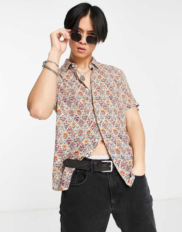 Devils Advocate - oversized revere collar shirt in tile print