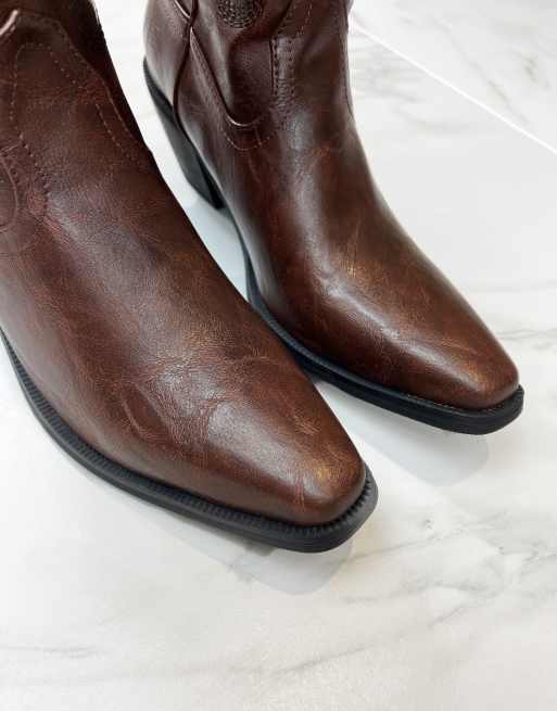 DIA Studios Cowboy western boots in brown, 3 of 4