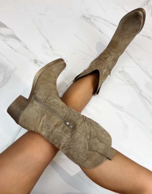 DIA Studios Cowboy western boots in light brown faux suede, 4 of 4