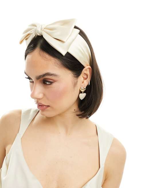 Diadema color crema con lazo de satén de My Accessories