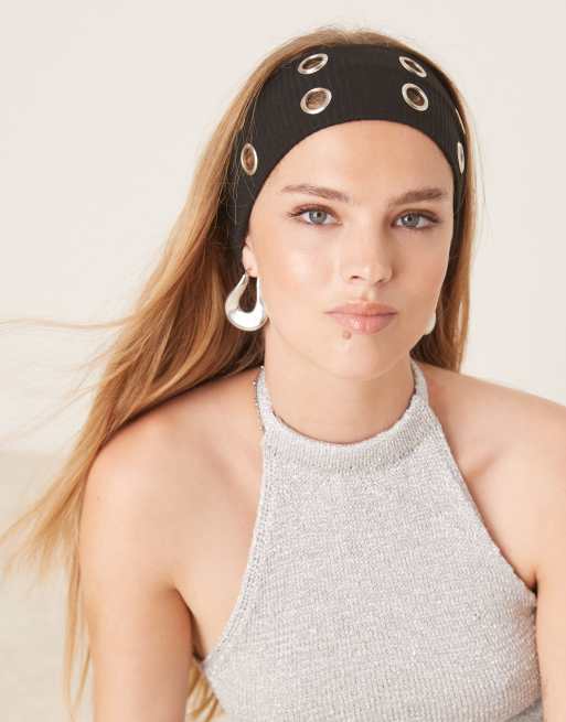 Diadema negra con detalle de ojales de punto liso de DesignB London