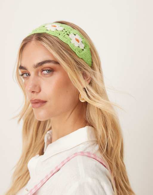Diadema verde con patrón de flores de croché Bohemian de Sui Ava