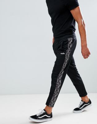 zegen oud spion Diadora - Jaren 80 joggingbroek in zwart | ASOS