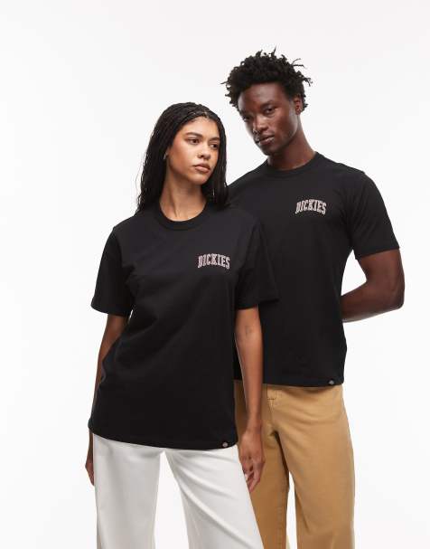 Dickies – Aitken – Svart och röd t-shirt med logga på vänstra bröstet - view 1