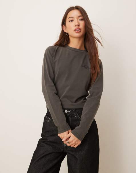 Dickies Christiana long sleeve cropped t-shirt in washed black - view 1