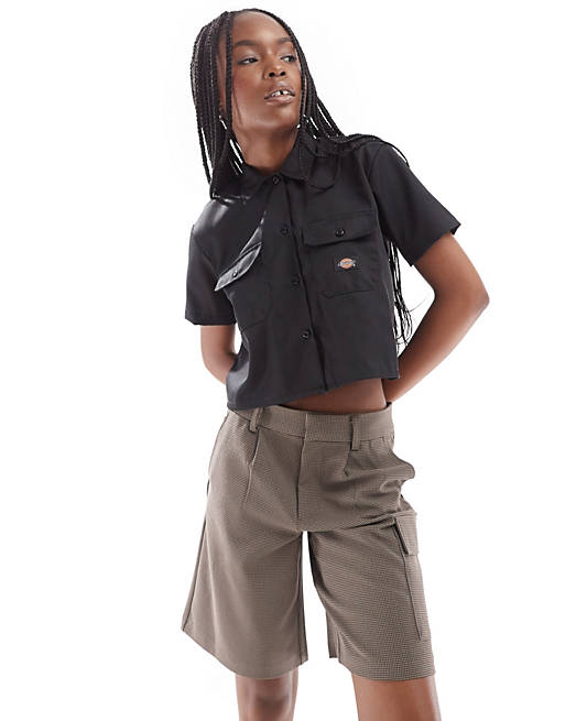 Dickies cropped work shirt with pockets in black | ASOS