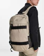 Mochila negra de 15 litros 24/17 de Berghaus