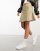 Thumbnail 1 van 4