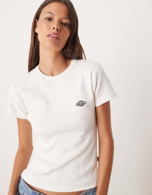 Dickies – Gladeville – Biała prążkowana koszulka o dopasowanym wydłużonym fasonie 