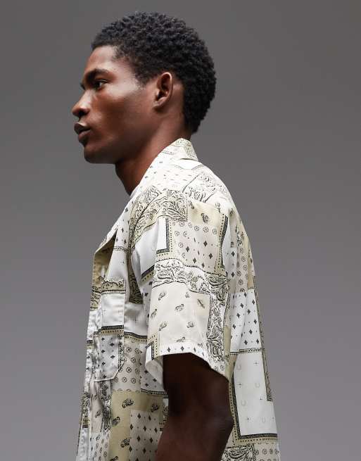 Dickies Glandorf short sleeve patch shirt in off white, 4 of 5
