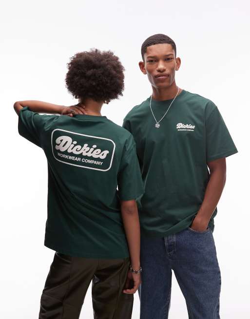 Dickies – Lewistown – Ciemnozielony T-shirt z nadrukiem w kolorze złamanej bieli na plecach