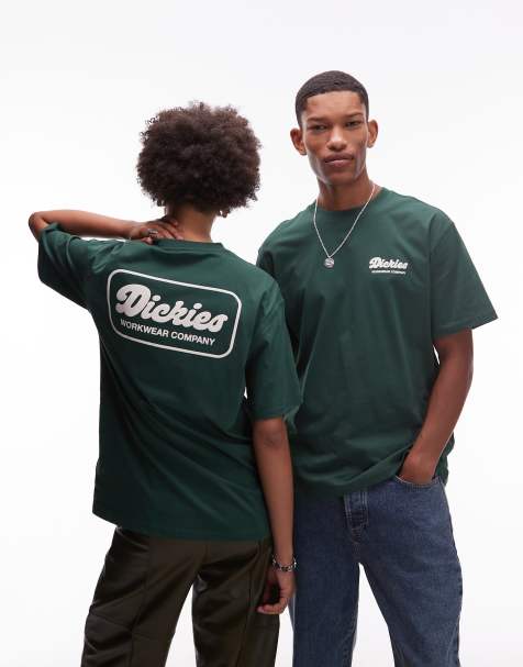 Dickies – Lewistown – T-Shirt in Dunkelgrün und Wollweiß mit Grafik-Rückenprint - view 1